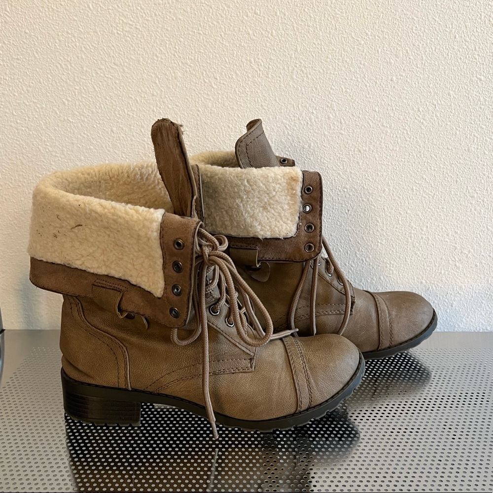 Women’s boots